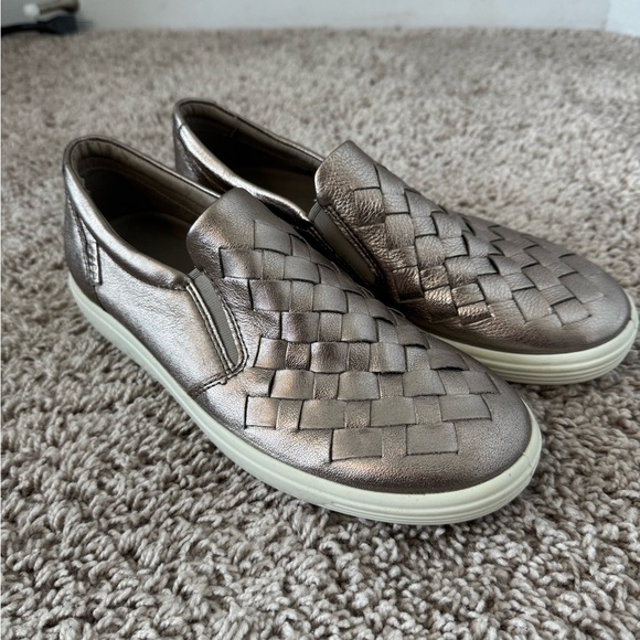 Ecco Shoes - Ecco Soft 7 Woven Leather Slip-On Sneaker - NEVER WORN